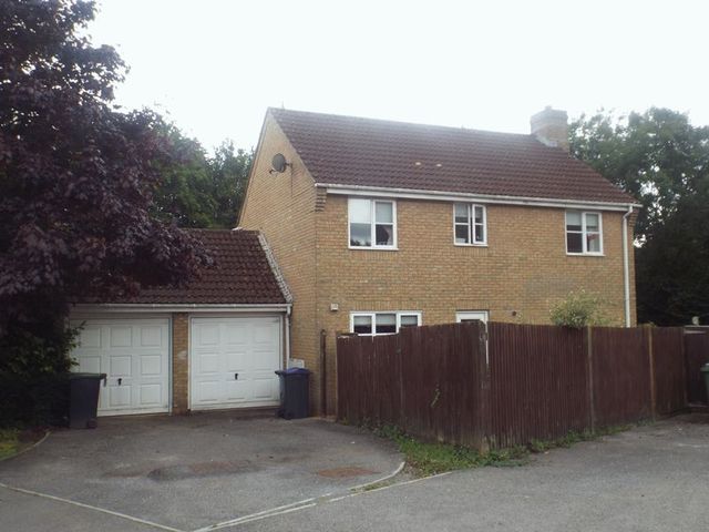  Image of 4 bedroom Detached house for sale in Saffron Meadow Calne SN11 at Saffron Meadow  Calne, SN11 0RR