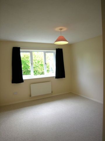  Image of 4 bedroom Detached house for sale in Saffron Meadow Calne SN11 at Saffron Meadow  Calne, SN11 0RR