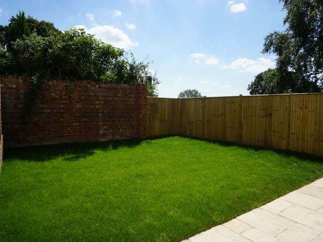  Image of 4 bedroom Detached house to rent in Cambridge Gardens Tunbridge Wells TN2 at Cambridge Gardens Tunbridge Wells Pembury, TN2 4SD