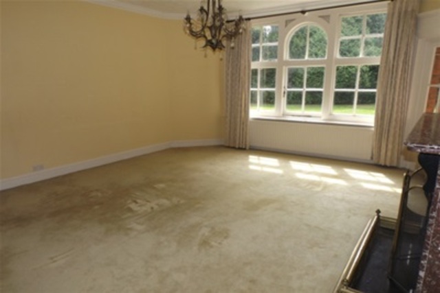  Image of 7 bedroom Detached house to rent in Oakhurst Sayers Common Hassocks BN6 at Hassocks, BN6 9JA