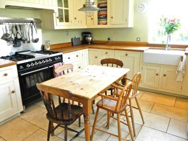 Image of 4 bedroom Semi-Detached house to rent in Scragged Oak Road Detling Maidstone ME14 at Detling  Maidstone, ME14 3HB