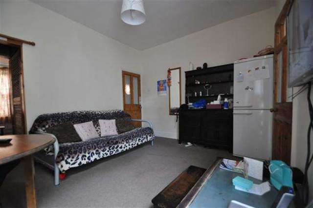  Image of 2 bedroom Apartment to rent in Seaford Road London W13 at Northfields, W13 9HS