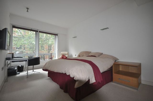  Image of 3 bedroom Flat for sale in Shaftesbury Avenue London WC2H at Shaftesbury Avenue  London, WC2H 8AN