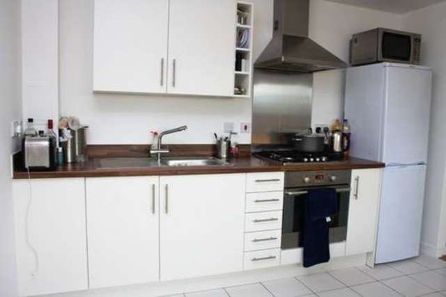  Image of 1 bedroom Flat for sale in Annabel Close London E14 at Annabel Close  London, E14 6DP