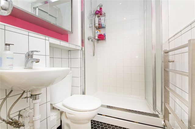  Image of 1 bedroom Flat to rent in Shepperton Road London N1 at Canonbury London Essex Road, N1 3DH