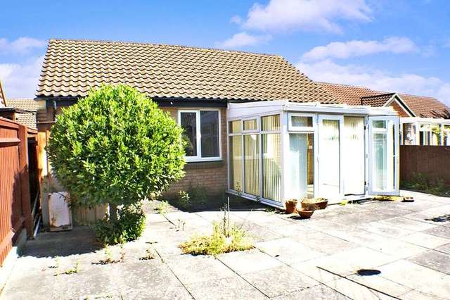  Image of 2 bedroom Retirement Property for sale in Sheraton Close Abington Northampton NN3 at off Bushland Road  Northampton, NN3 2NQ