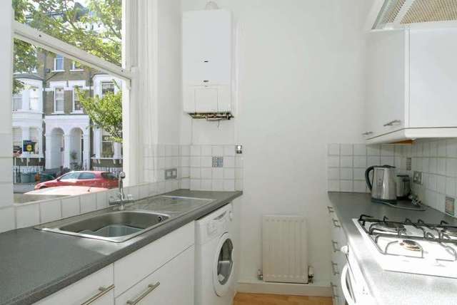  Image of 1 bedroom Ground Flat to rent in Sinclair Road London W14 at Sinclair Road  London, W14 0NP