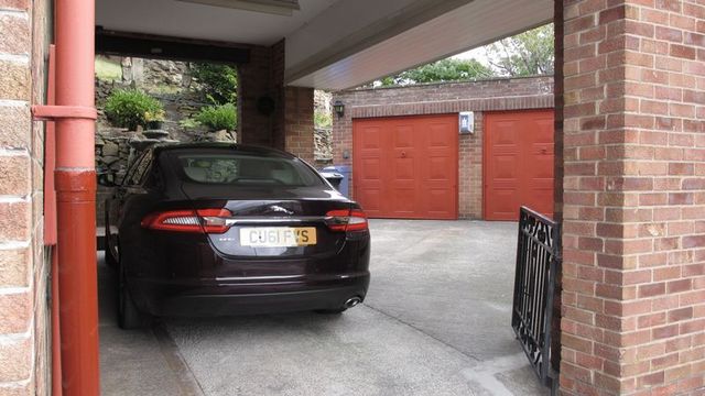  Image of 4 bedroom Detached house for sale in Skelwith Drive Sheffield S4 at Skelwith Drive  Sheffield, S4 8BN