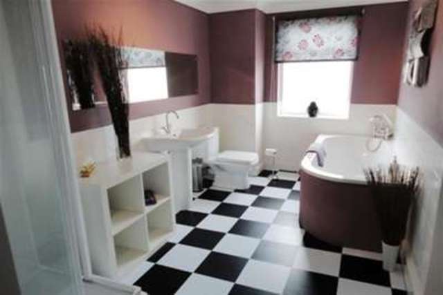  Image of 2 bedroom Detached house to rent in Smithpool Road Fenton Stoke-on-Trent ST4 at Stoke-on-Trent, ST4 4PW