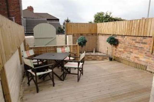  Image of 2 bedroom Detached house to rent in Smithpool Road Fenton Stoke-on-Trent ST4 at Stoke-on-Trent, ST4 4PW