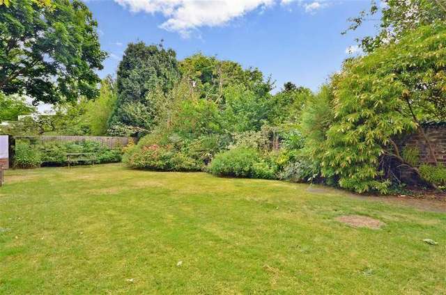  Image of 2 bedroom Flat for sale in Smoke Lane Reigate RH2 at Reigate Surrey Reigate, RH2 7HJ