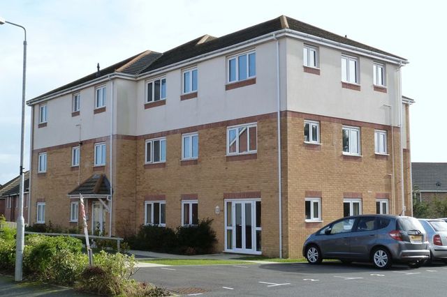  Image of 1 bedroom Flat for sale in Snowberry Road Newport PO30 at Snowberry Road  Newport, PO30 5GN
