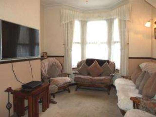  Image of 3 bedroom Terraced house for sale in Dalmatia Road Southend-on-Sea SS1 at Southend-on-Sea Essex Southchurch, SS1 2QG