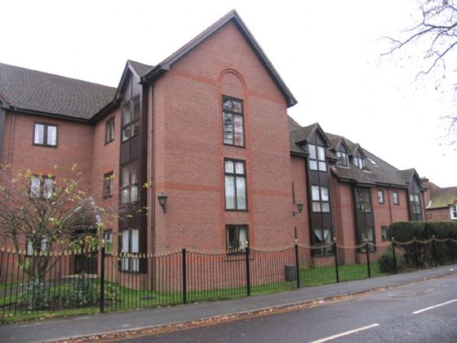  Image of 1 bedroom Flat to rent in Southwell Park Road Camberley GU15 at Southwell Park Road  CAMBERLEY, GU15 3PN