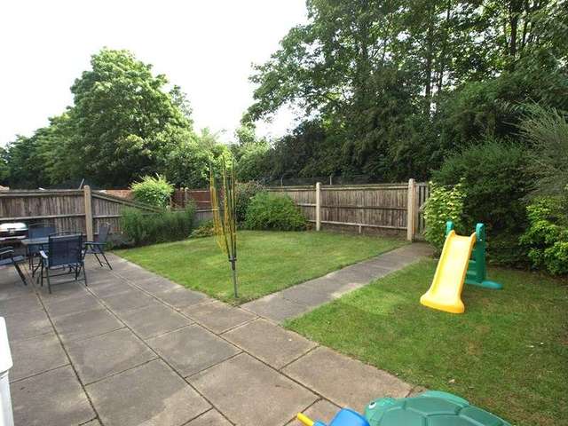  Image of 4 bedroom Town House for sale in Spencer Road Old Catton Norwich NR6 at Spencer Road  Norwich, NR6 6DG