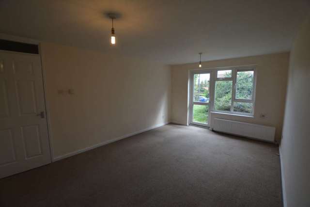  Image of 2 bedroom Flat to rent in Stamford Avenue Springfield Milton Keynes MK6 at Stamford Avenue Springfield Milton Keynes, MK6 3LD