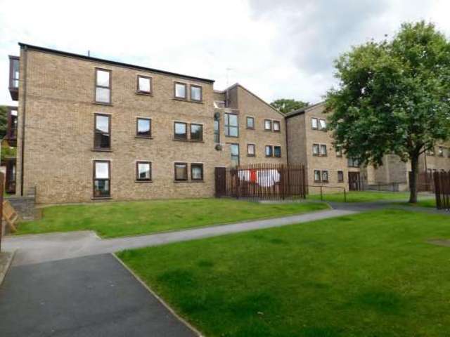  Image of 2 bedroom Flat for sale in Springfield Court Banksfield Avenue Yeadon Leeds LS19 at Leeds West Yorkshire Leeds, LS19 7XW