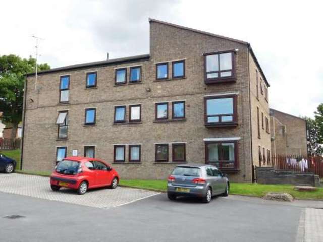  Image of 2 bedroom Flat for sale in Springfield Court Banksfield Avenue Yeadon Leeds LS19 at Leeds West Yorkshire Leeds, LS19 7XW