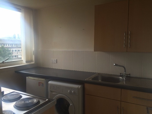  Image of 1 bedroom Flat to rent in St. Andrews Crescent Glasgow G41 at Pollokshields Glasgow Glasgow, G41 5SE