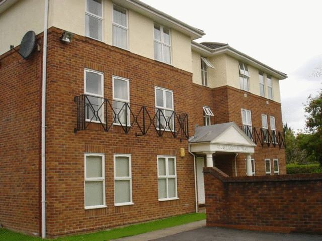  Image of 2 bedroom Flat to rent in Langton Way Bristol BS4 at Langton Way St Annes Park Bristol, BS4 4AU