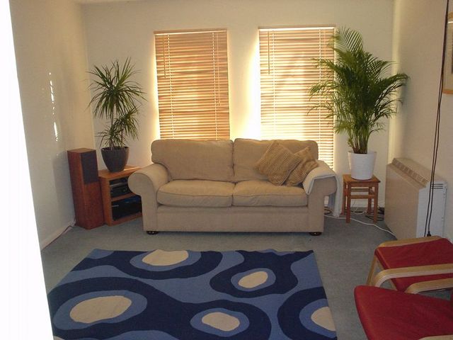  Image of 2 bedroom Flat to rent in Langton Way Bristol BS4 at Langton Way St Annes Park Bristol, BS4 4AU