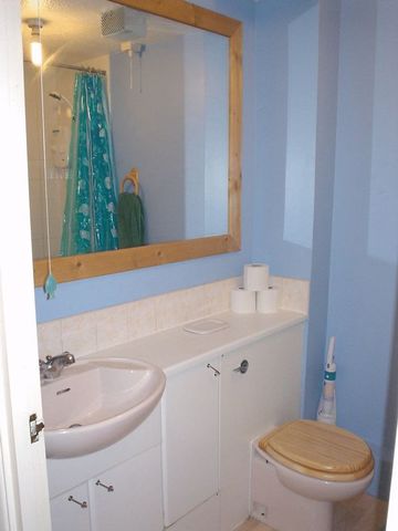  Image of 2 bedroom Flat to rent in Langton Way Bristol BS4 at Langton Way St Annes Park Bristol, BS4 4AU