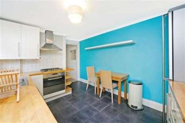  Image of 2 bedroom Flat to rent in St. Ann