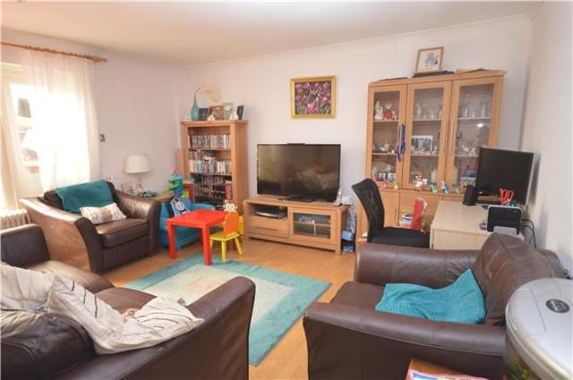  Image of 3 bedroom Semi-Detached house to rent in St. Cecilia