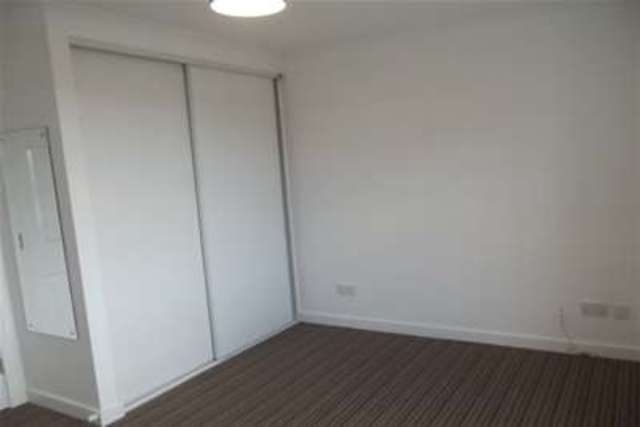  Image of 2 bedroom Flat to rent in Station Road West Canterbury CT2 at Canterbury, CT2 8AN