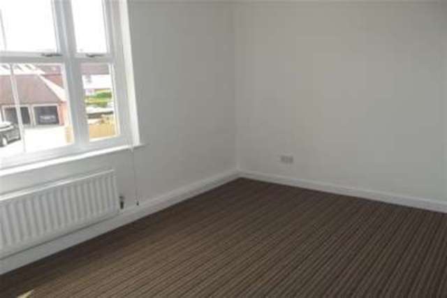  Image of 2 bedroom Flat to rent in Station Road West Canterbury CT2 at Canterbury, CT2 8AN