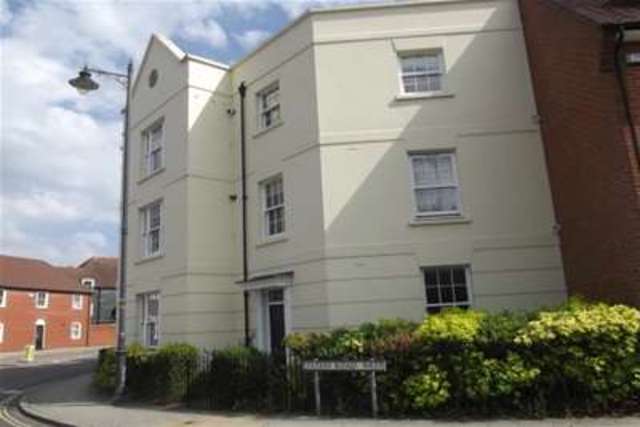  Image of 2 bedroom Flat to rent in Station Road West Canterbury CT2 at Canterbury, CT2 8AN