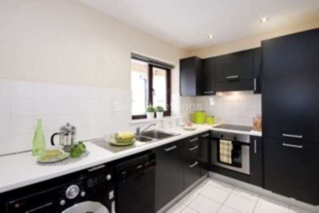 Image of 1 bedroom House Share to rent in St. Giles Close Reading RG1 at St Giles Street  Reading, RG1 2SF