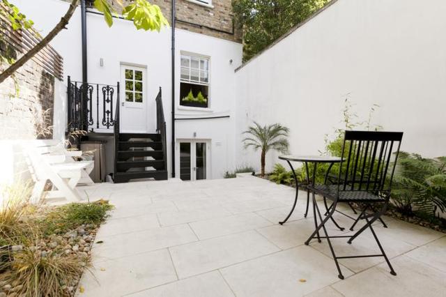  Image of 2 bedroom Flat to rent in St. John Street London EC1V at Clerkenwell London Angel, EC1V 4LD