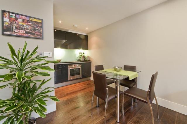  Image of 2 bedroom Flat to rent in St. John
