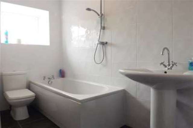  Image of 3 bedroom Detached house to rent in St. Josephs Road Handsworth Sheffield S13 at Sheffield, S13 9AT