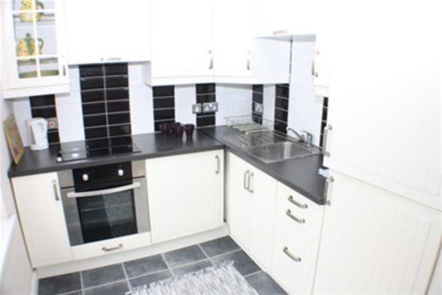  Image of 4 bedroom Flat to rent in St. Keverne Square Newcastle upon Tyne NE5 at Newcastle upon Tyne, NE5 3YL