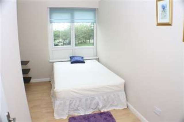  Image of 4 bedroom Flat to rent in St. Keverne Square Newcastle upon Tyne NE5 at Newcastle upon Tyne, NE5 3YL