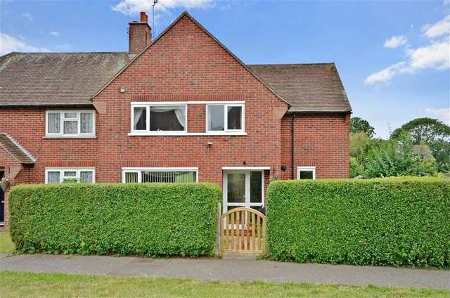  Image of 4 bedroom Semi-Detached house for sale in St. Nicholas Road Lavant Chichester PO18 at Lavant Chichester Chichester, PO18 0BT