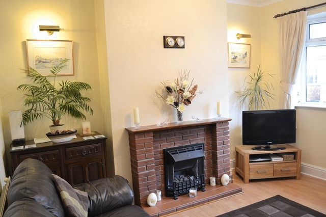  Image of 3 bedroom Terraced house for sale in Stanhope Road Swadlincote DE11 at Stanhope Road  Swadlincote, DE11 9BG