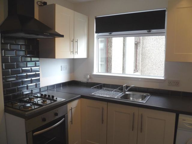  Image of 2 bedroom Flat to rent in Station Road Thornton Kirkcaldy KY1 at Glenrothes Fife Fife, KY1 4AY