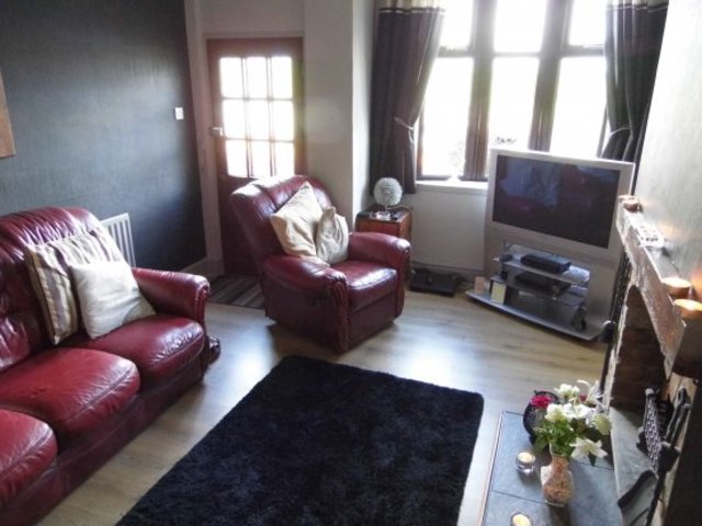  Image of 3 bedroom Terraced house for sale in Station View Meir Stoke-on-Trent ST3 at Stoke-On-Trent Staffordshire Stoke-On-Trent, ST3 6DE