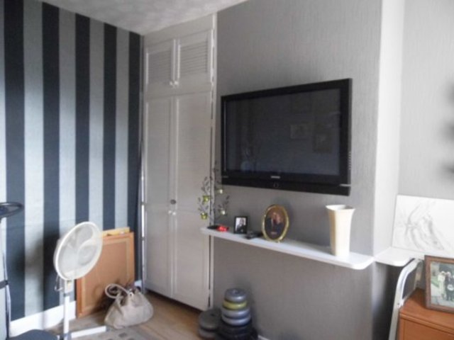  Image of 3 bedroom Terraced house for sale in Station View Meir Stoke-on-Trent ST3 at Stoke-On-Trent Staffordshire Stoke-On-Trent, ST3 6DE