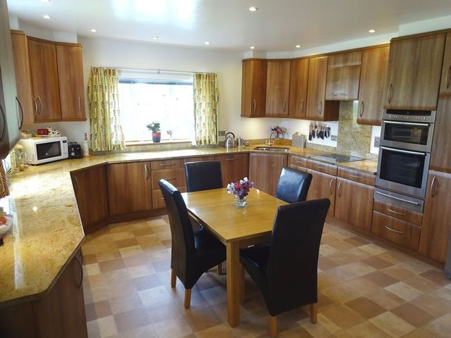  Image of 4 bedroom Detached house for sale in Woodland Close Staverton Totnes TQ9 at Woodland Close Staverton Totnes, TQ9 6PQ
