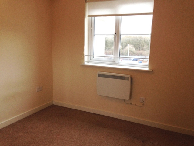  Image of 3 bedroom Flat to rent in Stirrat Crescent Paisley PA3 at Paisley Renfrewshire Renfrewshire, PA3 1RA