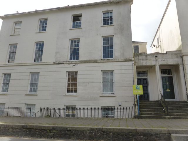  Image of 1 bedroom Flat for sale in Strangways Terrace Truro TR1 at Strangways Terrace  Truro, TR1 2NY
