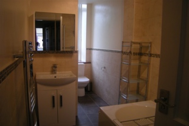  Image of 1 bedroom Flat to rent in Strathyre Street Shawlands Glasgow G41 at Shawlands Glasgow Glasgow, G41 3LW