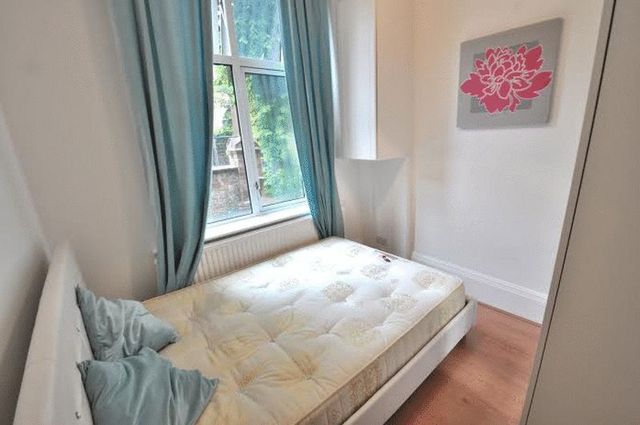  Image of 1 bedroom Flat to rent in Lymington Road London NW6 at Lymington Road  London, NW6 1HY