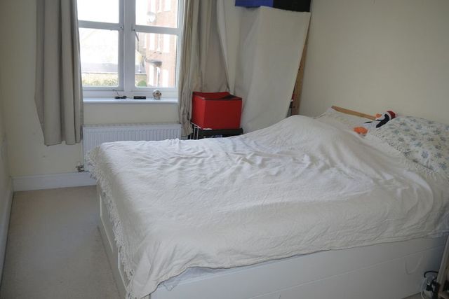  Image of 2 bedroom Flat for sale in Coxhill Way Aylesbury HP21 at Summers House Coxhill Way Aylesbury, HP21 8FN