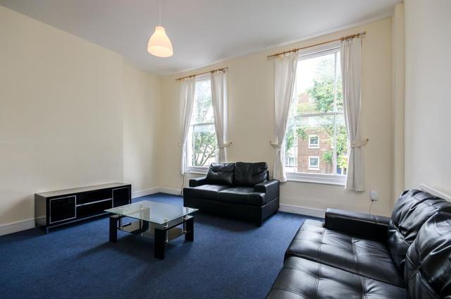  Image of 3 bedroom Flat to rent in Sussex Way London N7 at London, N7 6RR