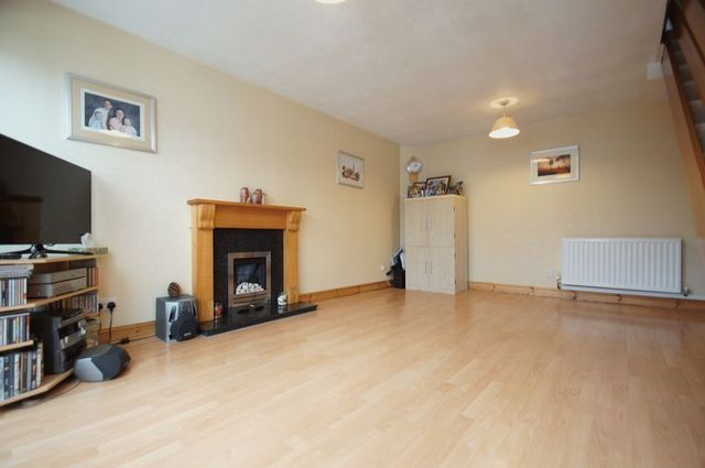  Image of 3 bedroom Semi-Detached house for sale in Sutton Close Redditch B98 at Sutton Close Winyates West Redditch, B98 0JR